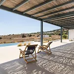Deep Blue Vista Villa *