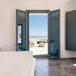 Deep Blue Vista Villa